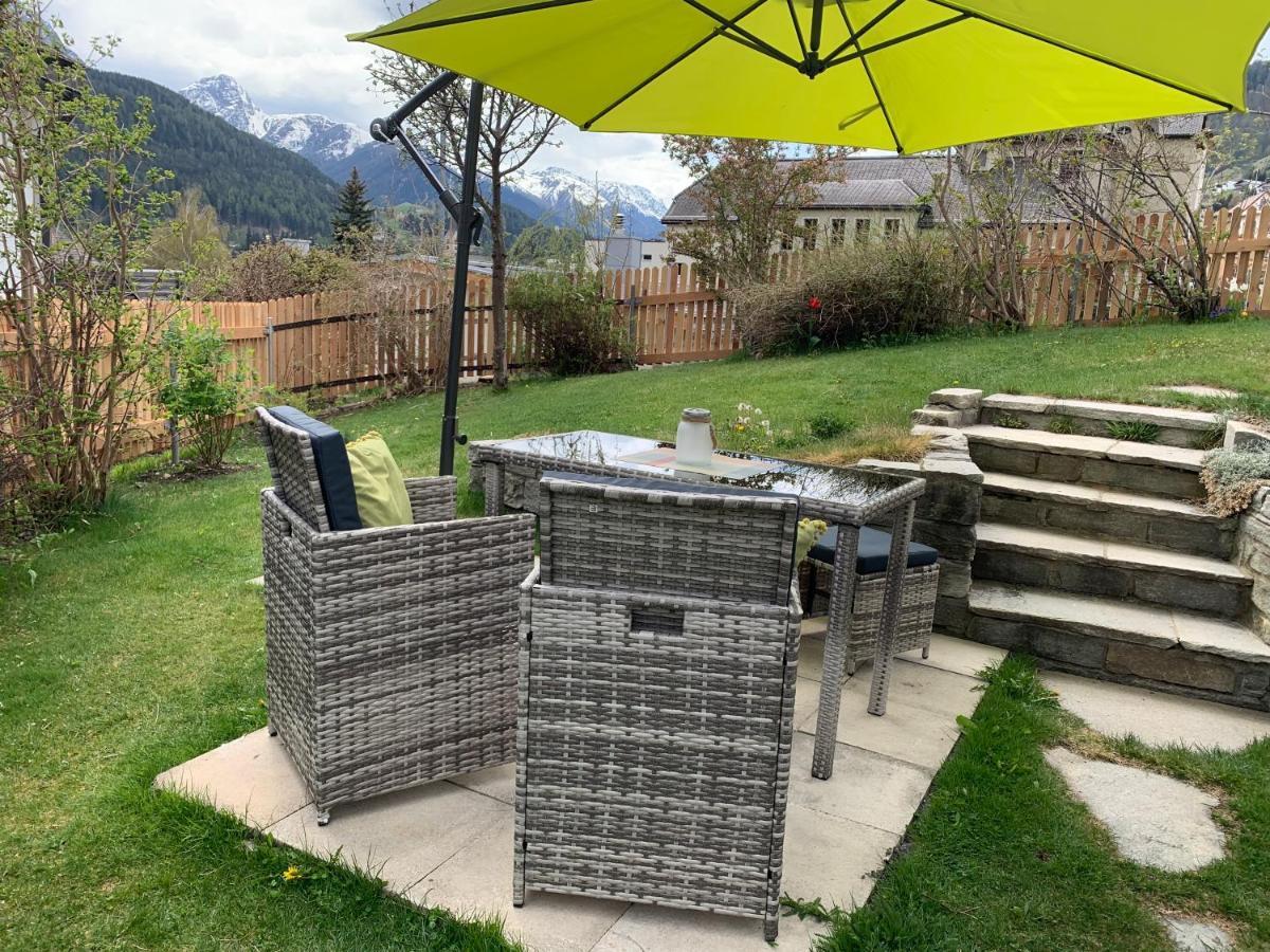 Apartmán Chasa Bazzi Scuol Exteriér fotografie
