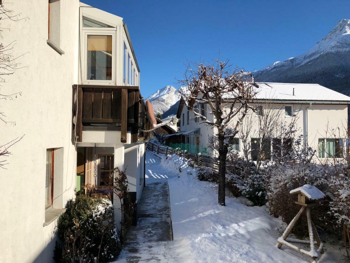 Apartmán Chasa Bazzi Scuol Exteriér fotografie