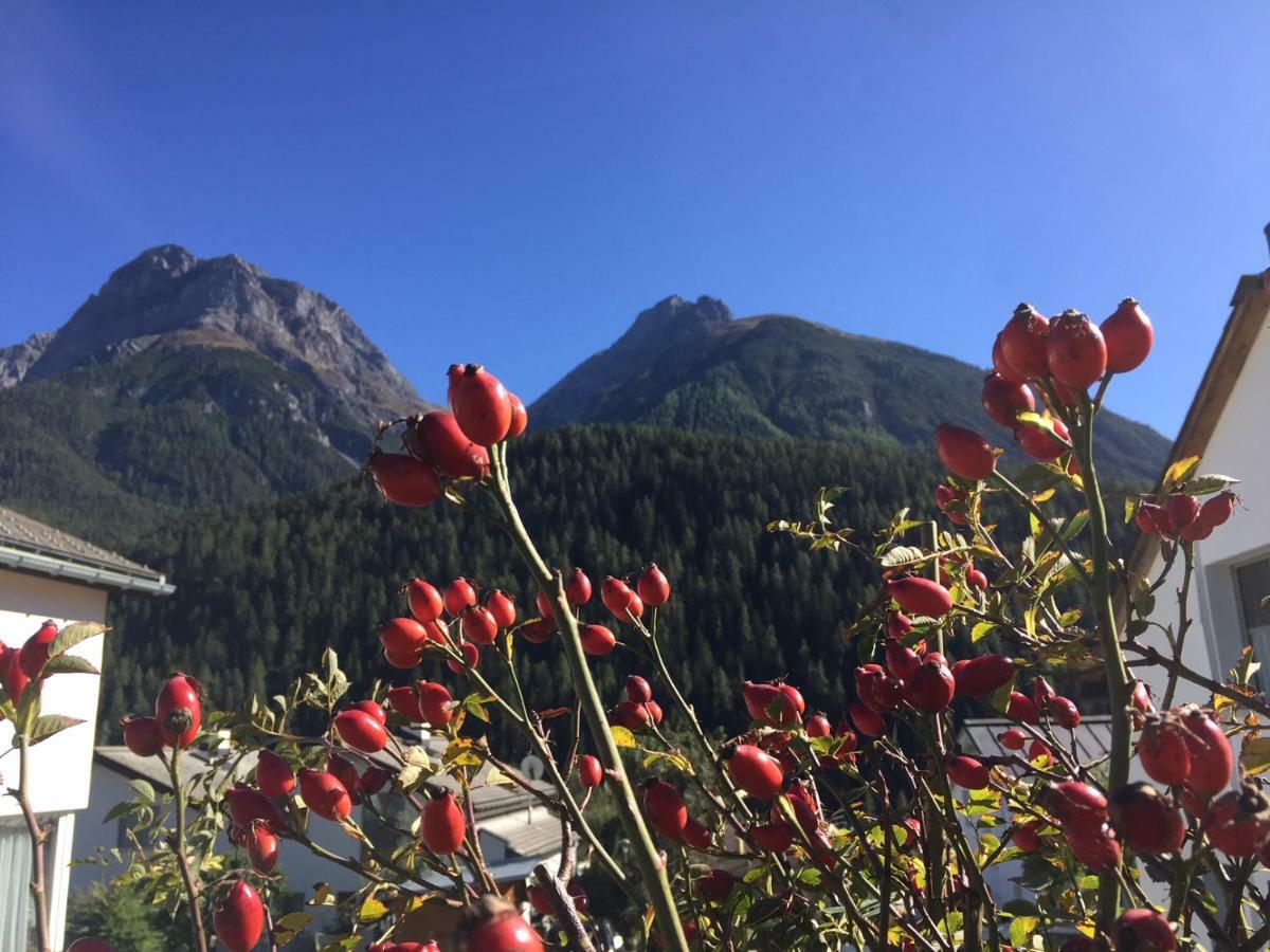 Apartmán Chasa Bazzi Scuol Exteriér fotografie